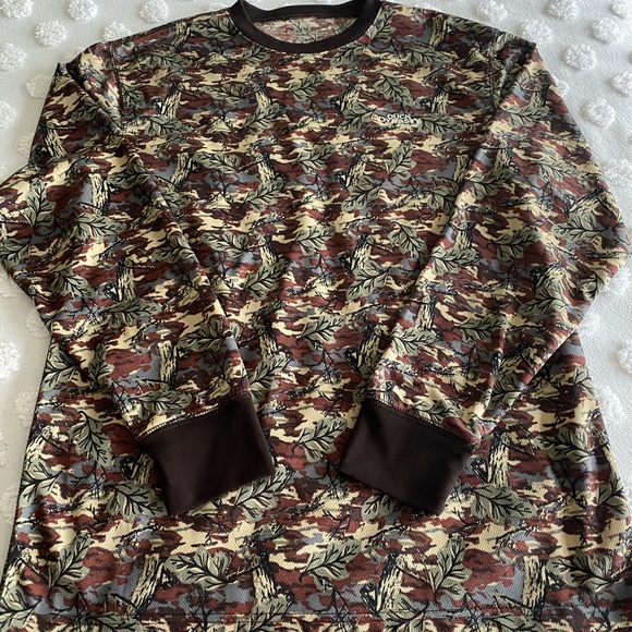 Duck Dynasty Top - Picture 7 of 7